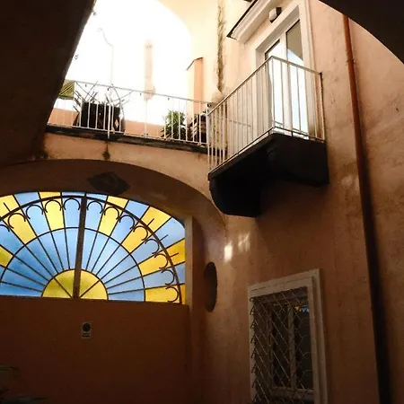 Bed & Breakfast Naldiroom12 *